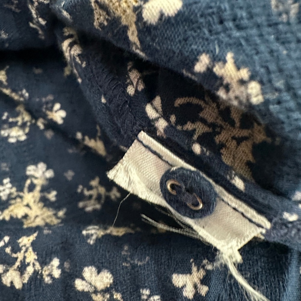 Womens Cottagecore Floral Top SIze M Boho Prairie Romantic Feminine Shabby Chic - Picture 3 of 6